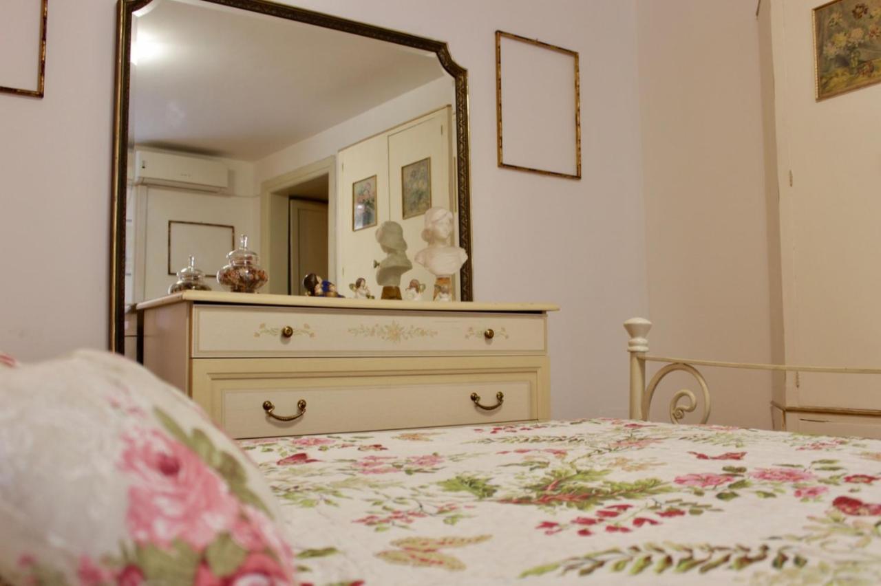 Vucciria 57 Locazione Turistica Nel Cuore Pulsante Della Movida! Apartamento Palermo Exterior foto